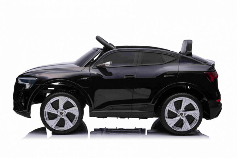 Audi E Tron Sportback Midnight Black Auto Na Akumulator 2.jpg