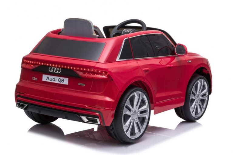 Audi Q8 Licencirani Auto Na Akumulator Crveni 3.jpg