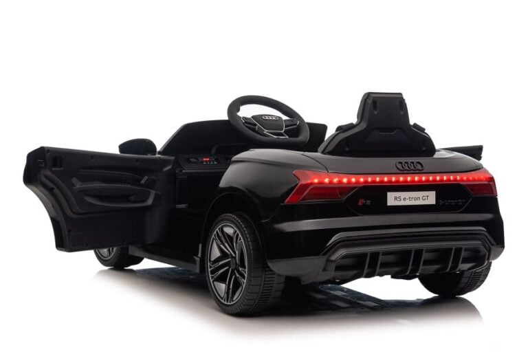 Audi E Tron Gt Mythos Black Auto Na Akumulator 4.jpg