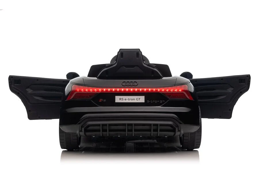 Audi E Tron Gt Mythos Black Auto Na Akumulator 5.jpg