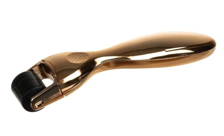 Derma Roller 3u1 Gold 3.jpg
