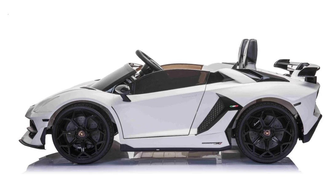 Lamborghini Aventador Drifter 24v Pearl White Licencirani Auto Na Akumulator 1.jpg