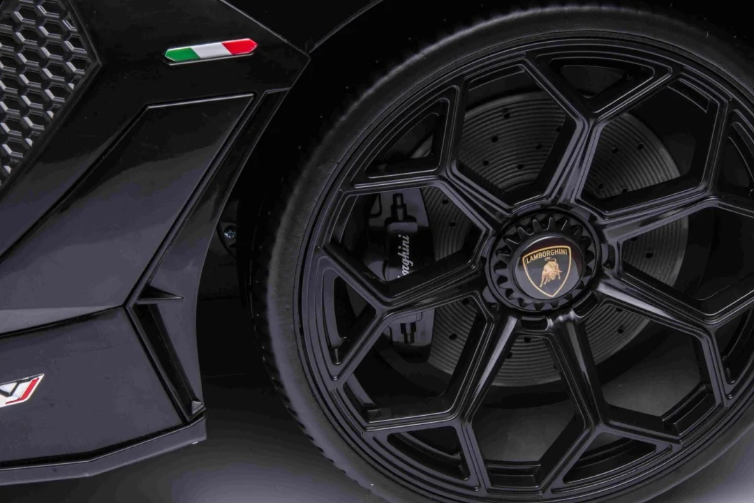 Lamborghini Aventador Drifter 24v Pearl White Licencirani Auto Na Akumulator 7.jpg