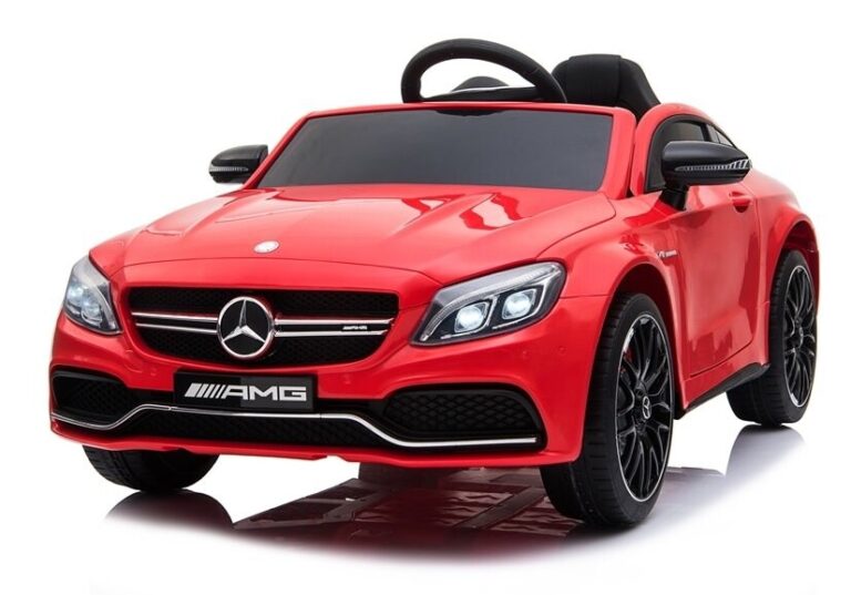Mercedes C63s Amg Coupe Crveni 2.jpg