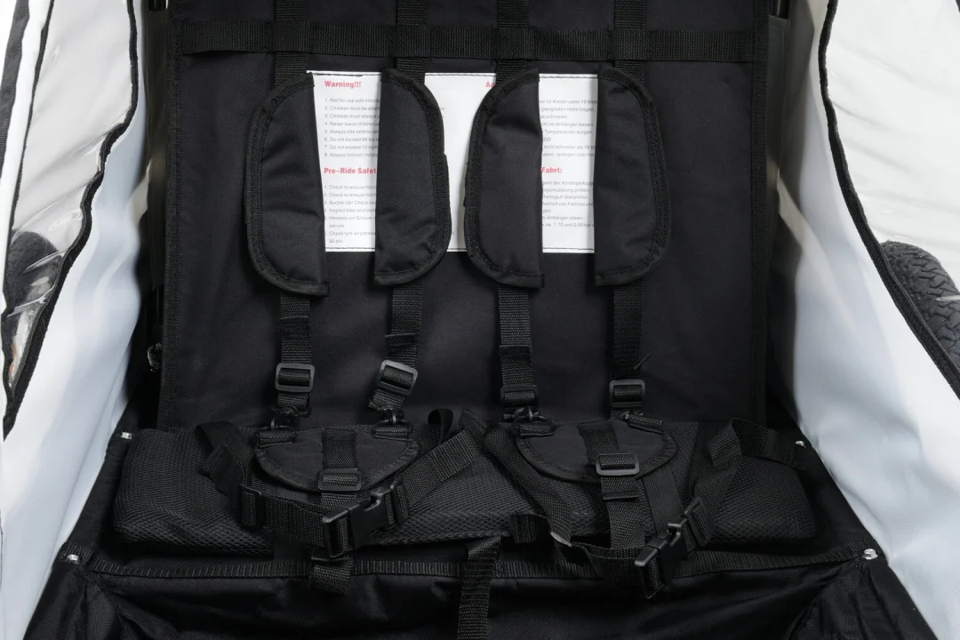 Prikolica Za Bicikl Za Djecu Jogger Black 8.jpg