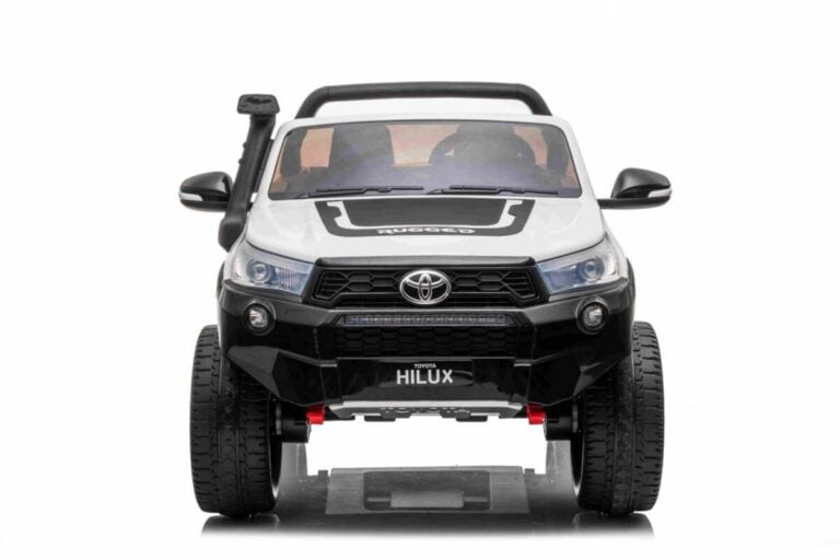 Toyota Hilux Bijela Auto Na Akumulator 1.jpg