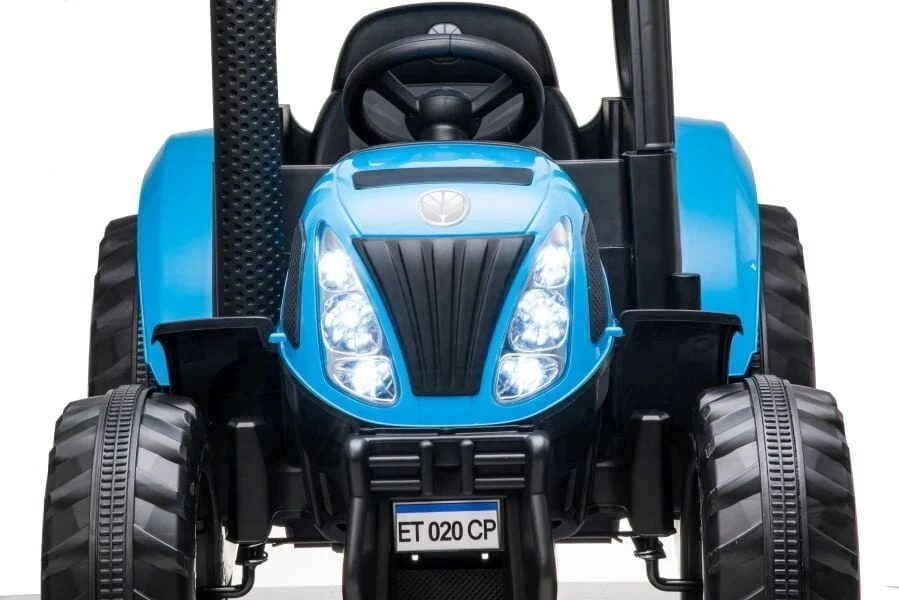 Traktor Na Akumulator New Holland 4.jpg