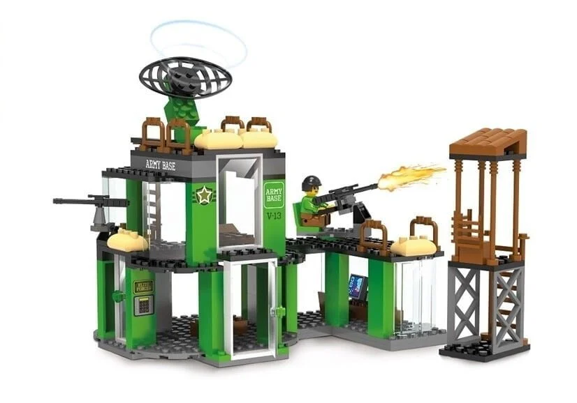 Vojna Baza Myarmy Kocke Blocki 2.jpg