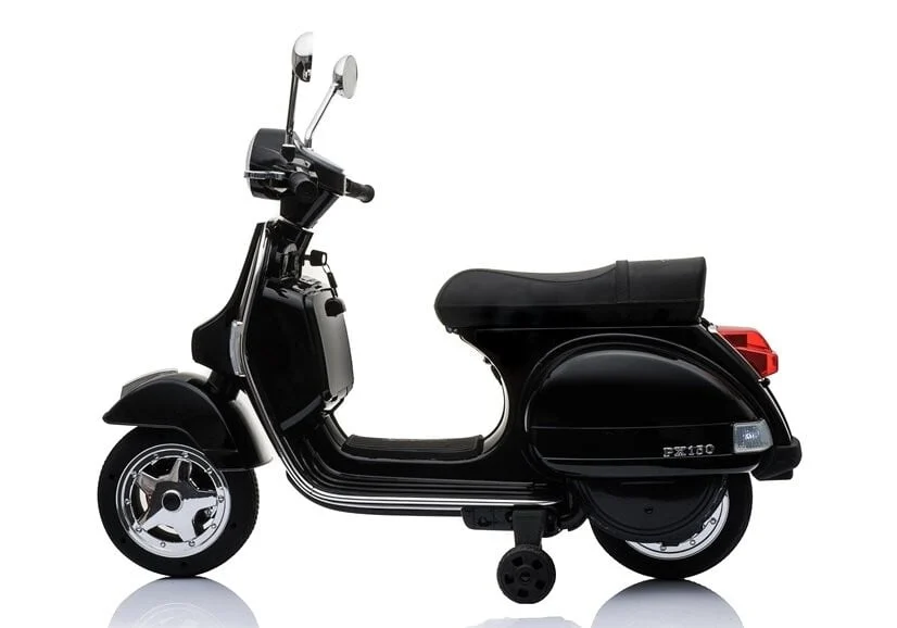 Vespa Crna 2.jpg