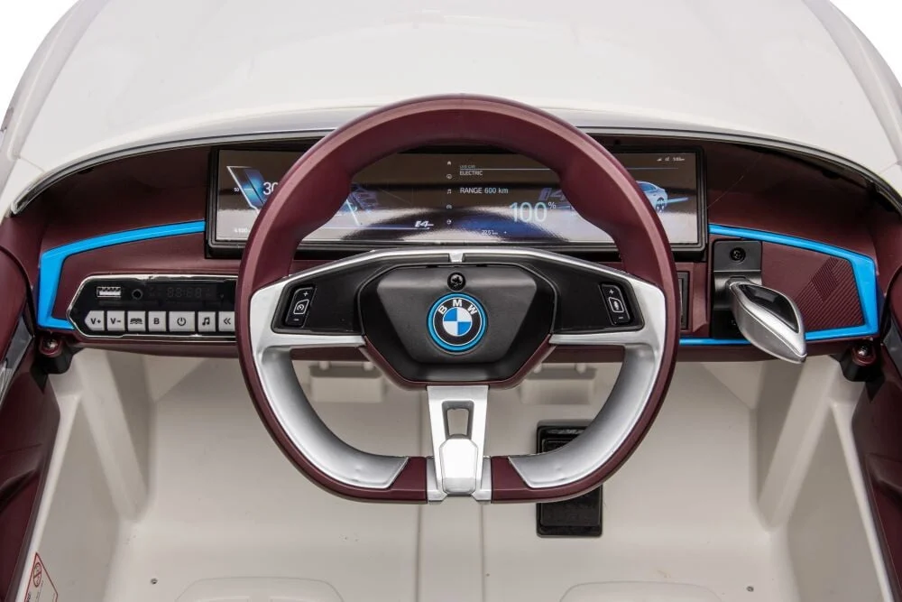 Auto Na Akumulator Bmw I4 Bijeli Limited 9.jpg
