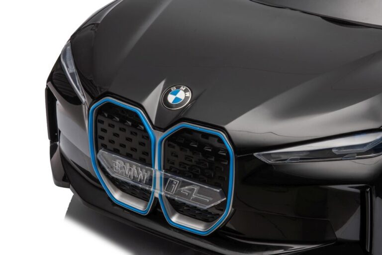 Auto Na Akumulator Bmw I4 Crni Limited 5.jpg