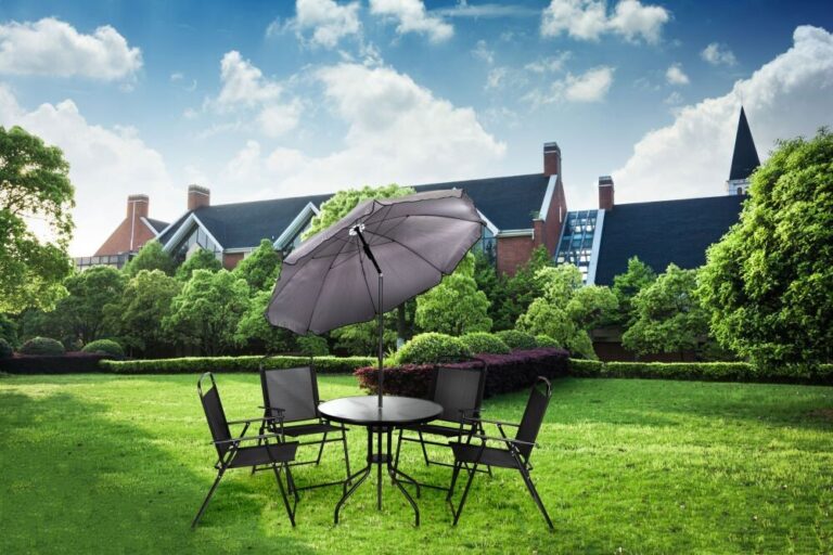 Vrtni Set Sa 4 Stolice I Suncobranom Multigarden 2