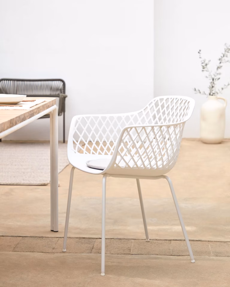 Vrtna Stolica Quinn White Kave Home 1