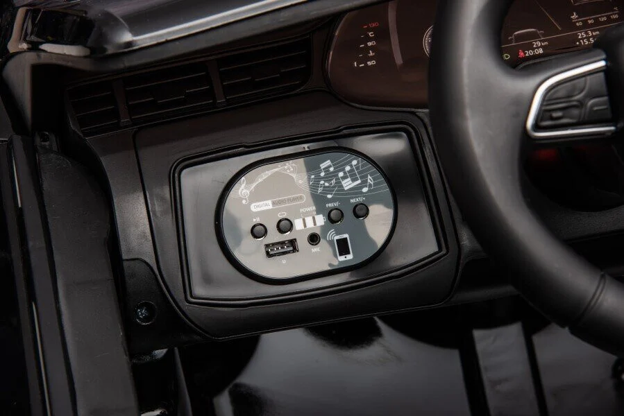 Audi Q7 S Line Crni Auto Na Akumulator 6