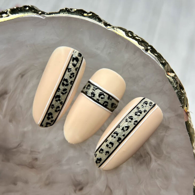 Hibridni Lak Clavier Nailsology 8ml Banana Cream 035 1