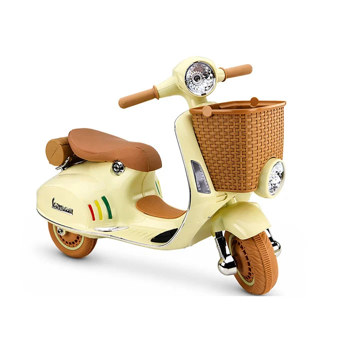 Vespa Italiana Creme Motor Na Akumulator
