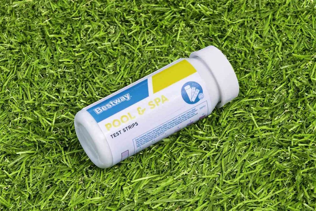 50 testnih trakica za vodu u bazenu BESTWAY pH + klor + alkalnost_10