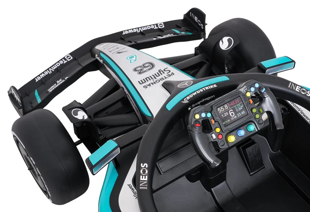 AMG PETRONAS F1 na akumulator crni + daljinski_16