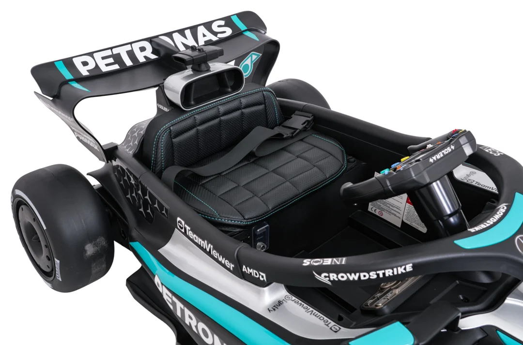 AMG PETRONAS F1 na akumulator crni + daljinski_19
