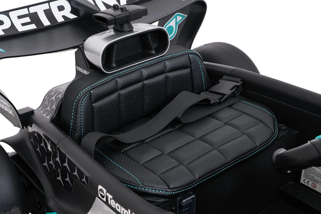 AMG PETRONAS F1 na akumulator crni + daljinski_21