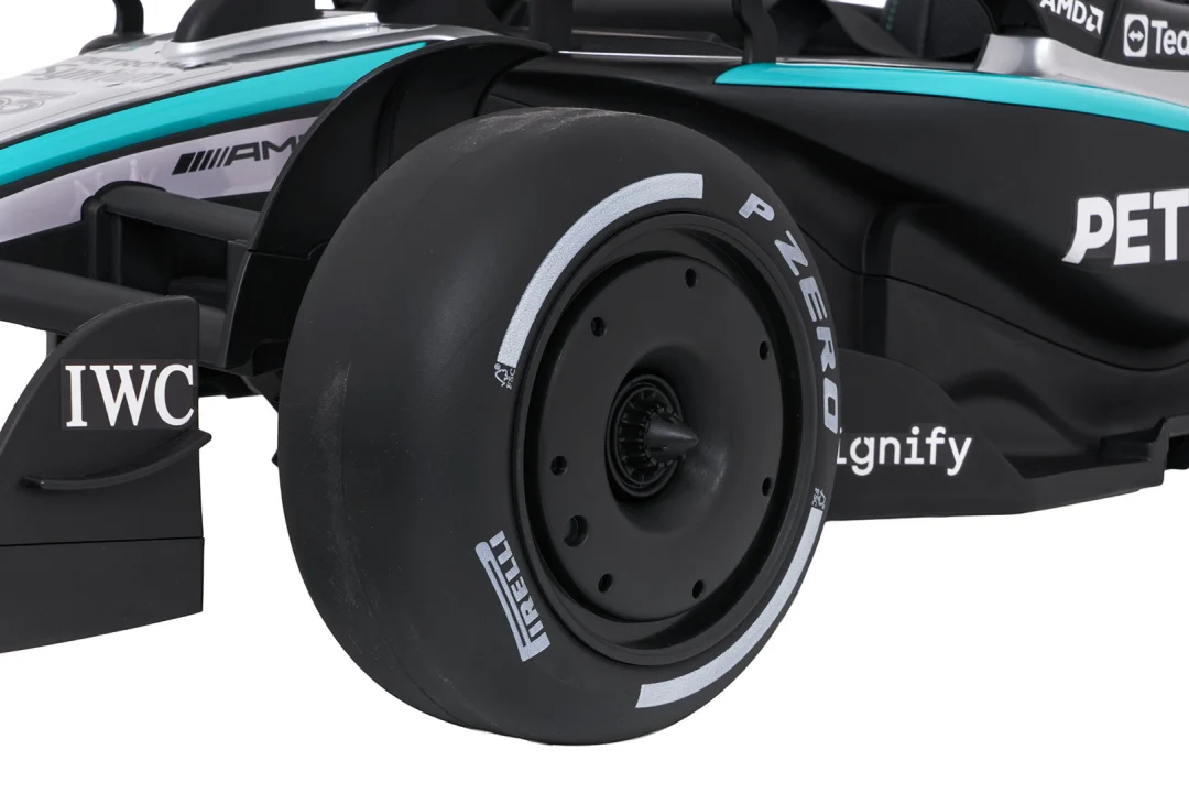AMG PETRONAS F1 na akumulator crni + daljinski_24