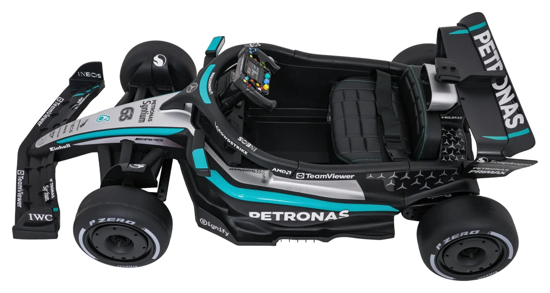 AMG PETRONAS F1 na akumulator crni + daljinski_7