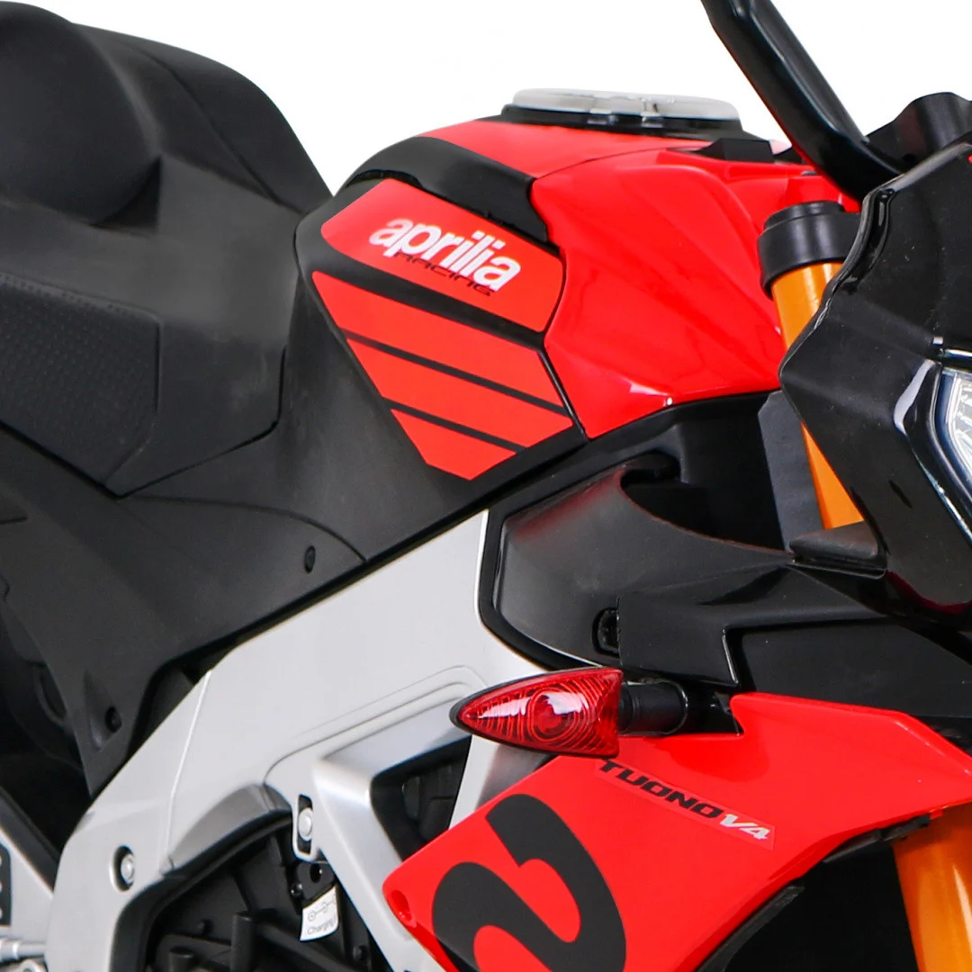 Aprilia Tuono V4 motocikl na akumulator, crveni motor na akumulator_12