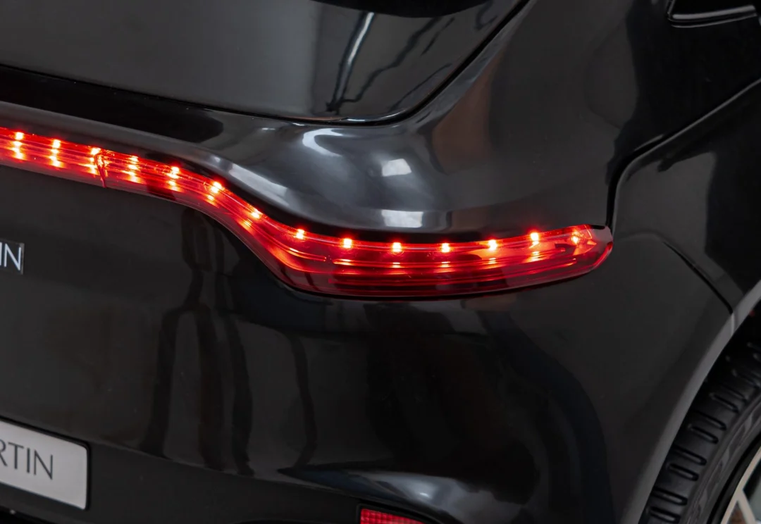 Aston Martin DBX dječja kolica na baterije crna + daljinski upravljač + EVA pegla + sigurnosni_17