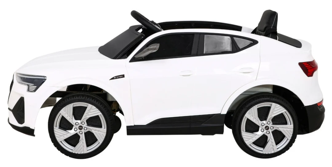 Audi E-Tron Sportback za djecu bijela + daljinski upravljač + 4x4 pogon + spori start + MP3 radio +_4