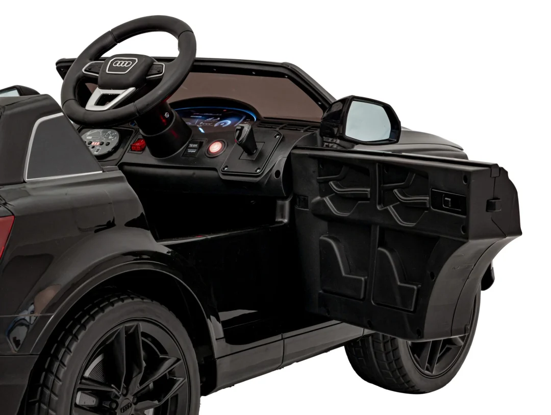 Audi Q7 Lift crno vozilo_14