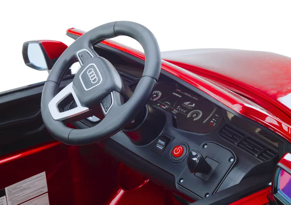 Audi Q7 crveni auto na akumulator_6