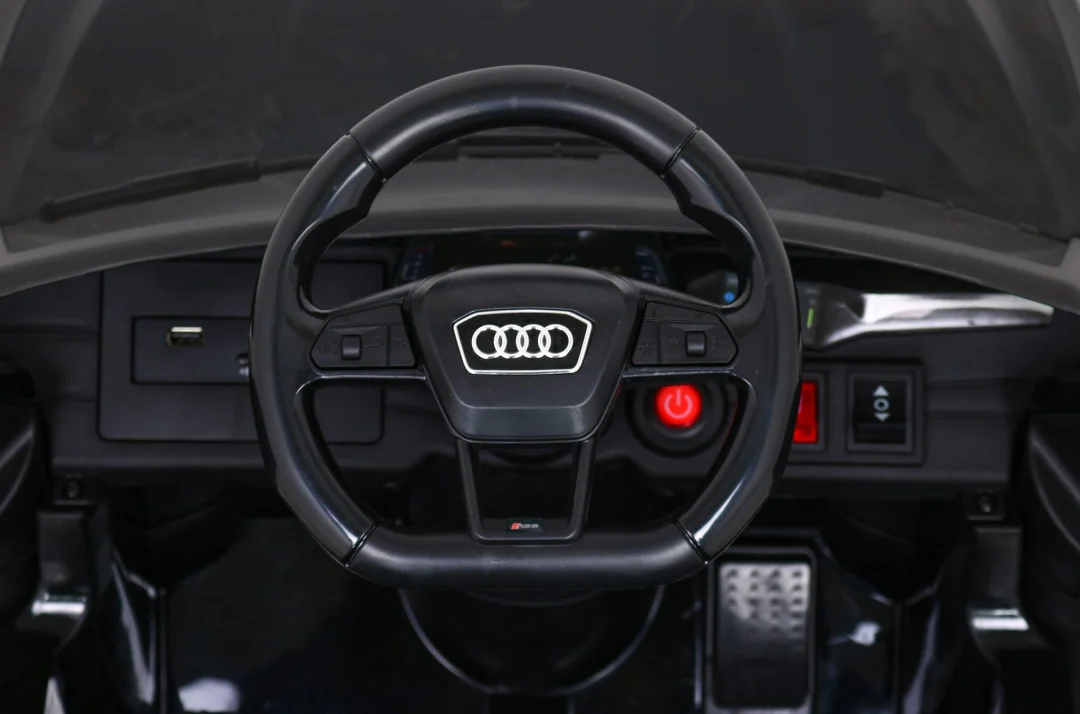 Audi RS 6 električni auto na akumulator, crni_8