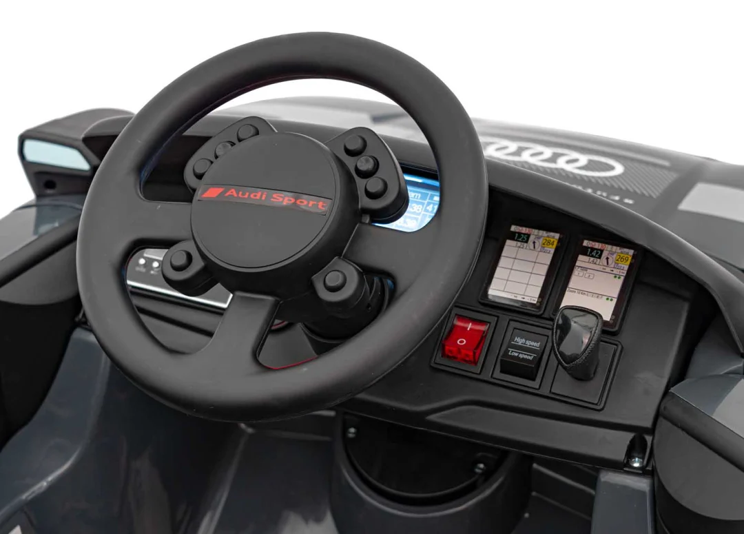 Audi RSQ E-TRON sivo vozilo_13
