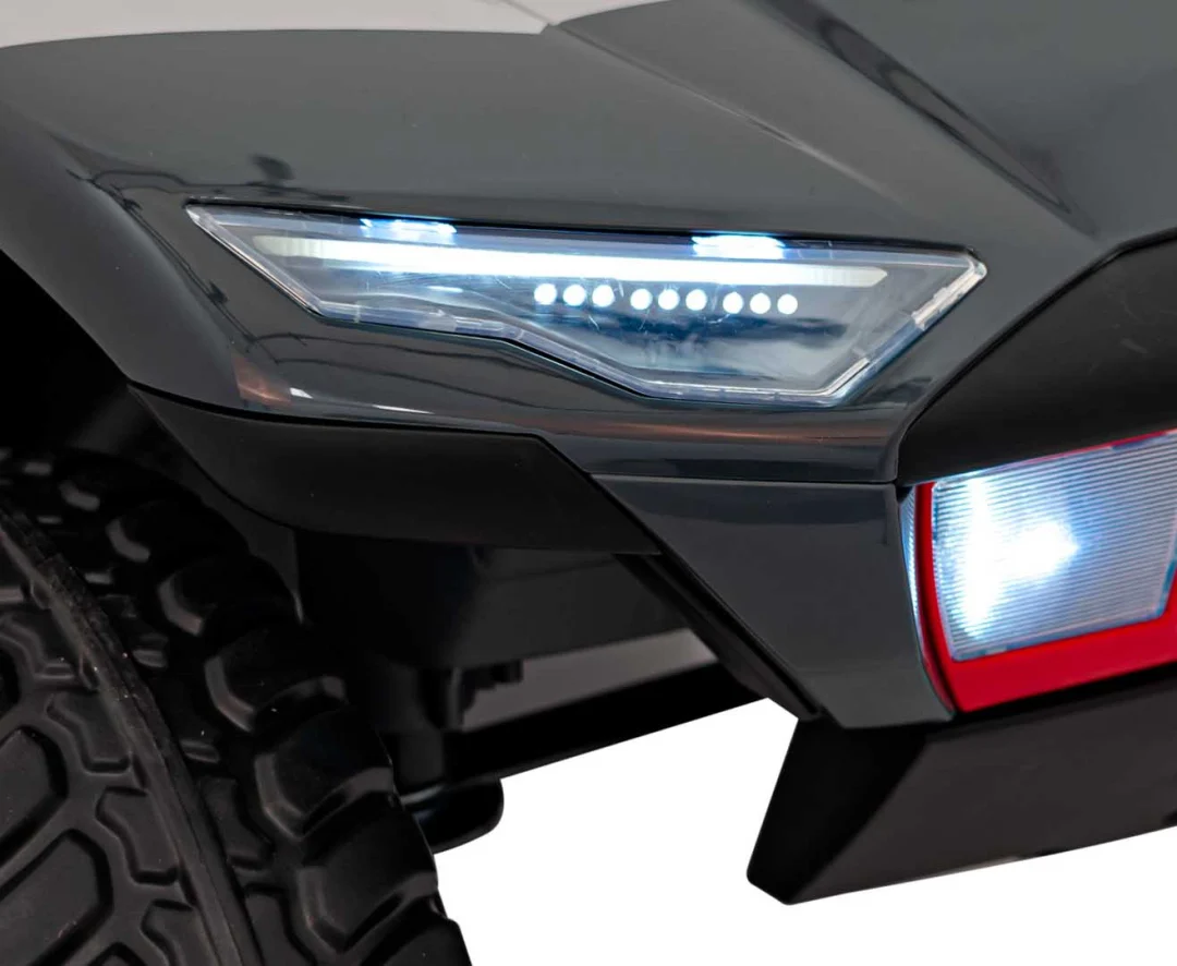 Audi RSQ E-TRON sivo vozilo_20