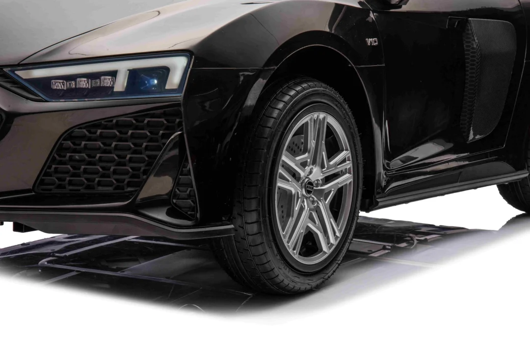 Audi Spyder R8 LIFT crno vozilo_23