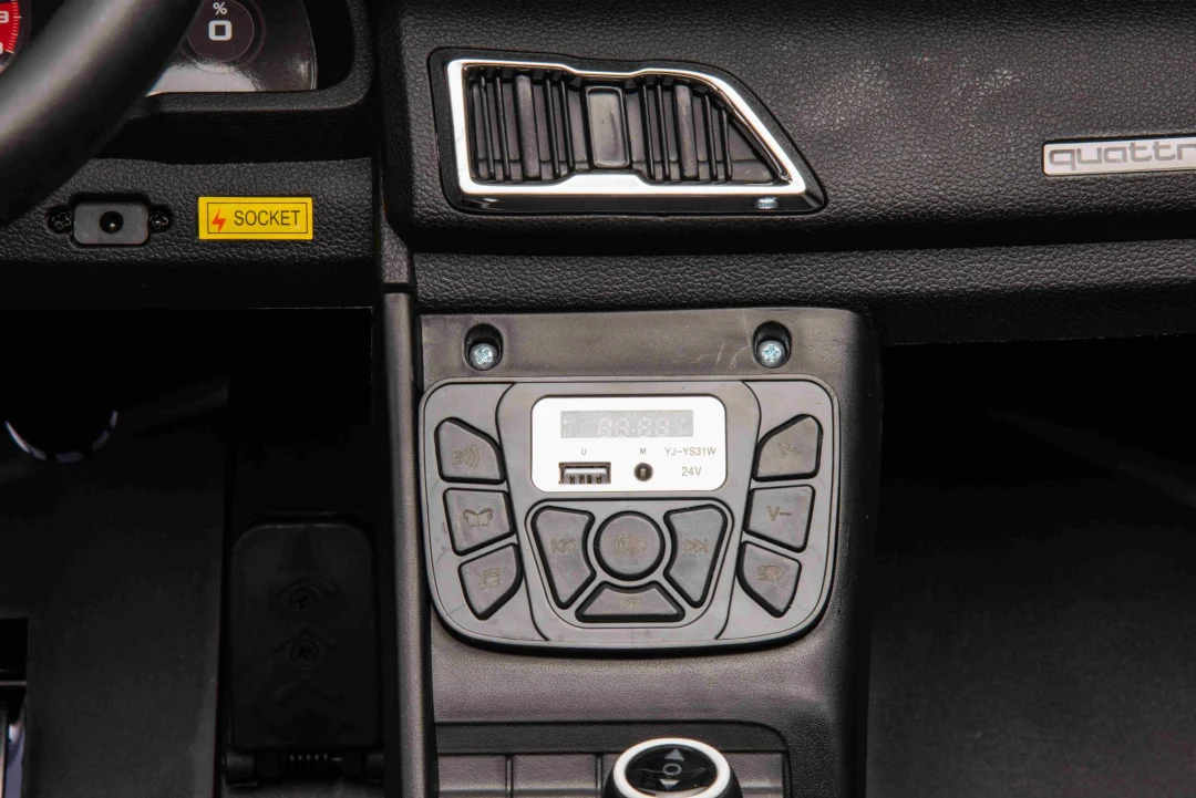 Audi Spyder R8 LIFT plavo vozilo_39