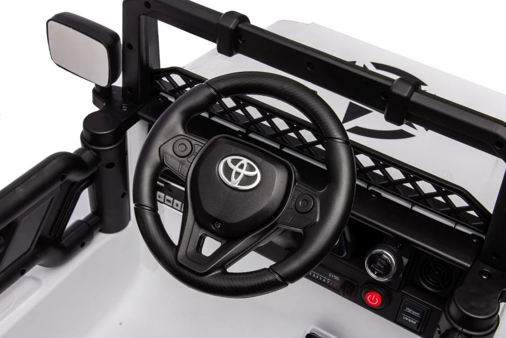 Automobil na akumulator Toyota FJ bijela 4x4 auto na akumulator_3