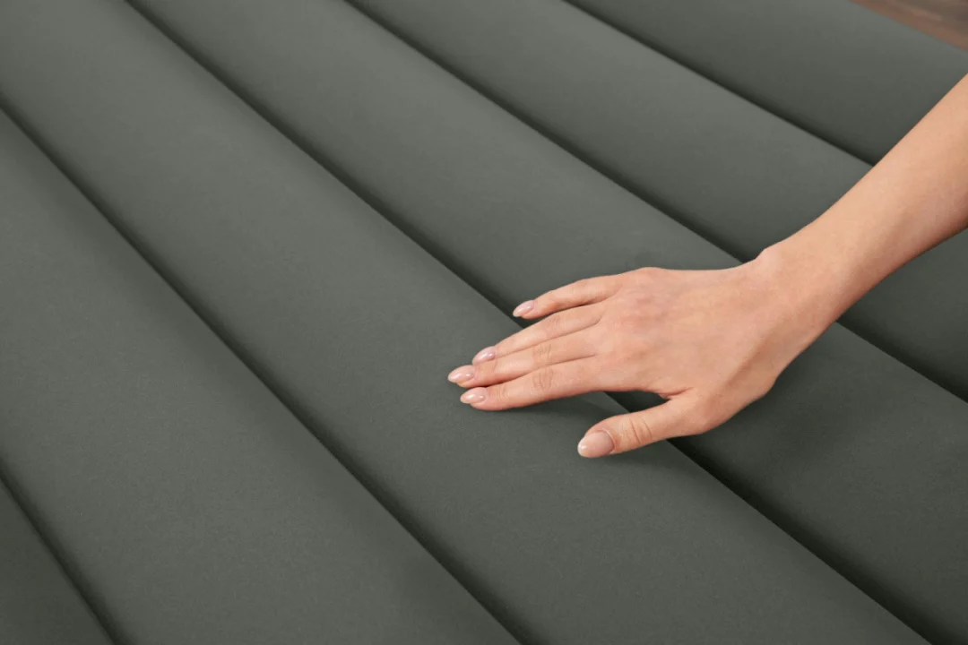BESTWAY napuhani madrac s ugrađenom pumpom 188×99×30 cm_4