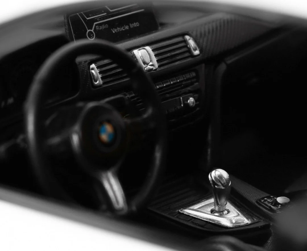 BMW M4 Coupe bijeli RASTAR model 1:14 Automobil na daljinsko upravljanje + 2,4 GHz, bijela_4
