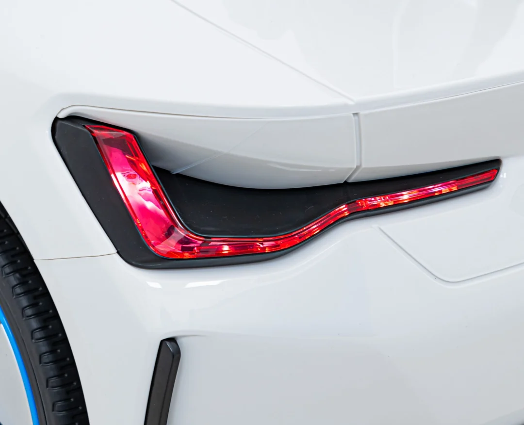 BMW i4 Dječji automobil na baterije, bijeli + spori start + EVA + eko koža + audio LED, bijela_18