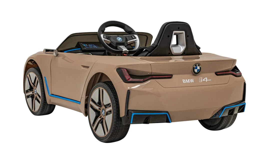 BMW i4 automobil na akumulator, zlatni_6