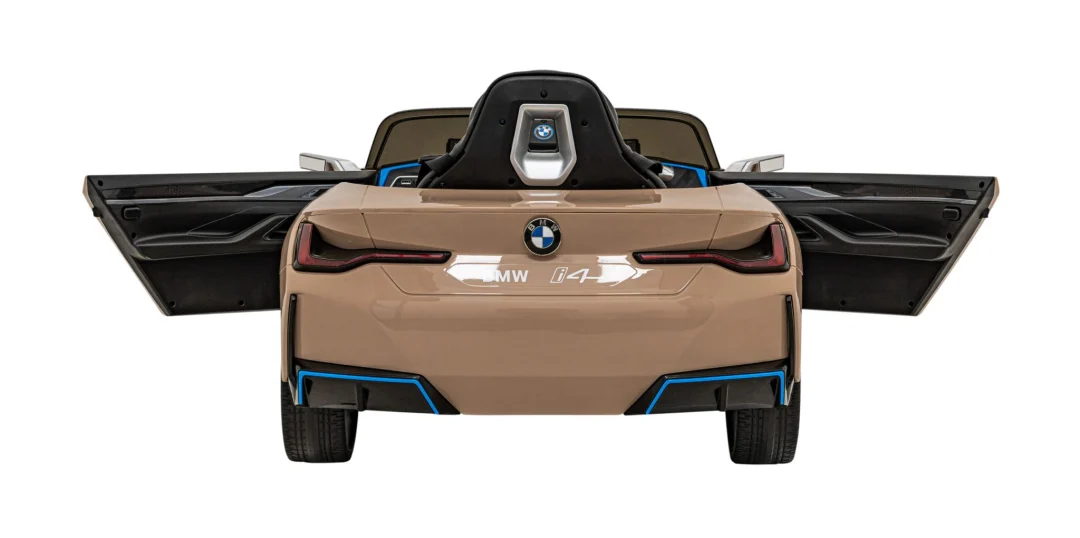 BMW i4 automobil na akumulator, zlatni_7
