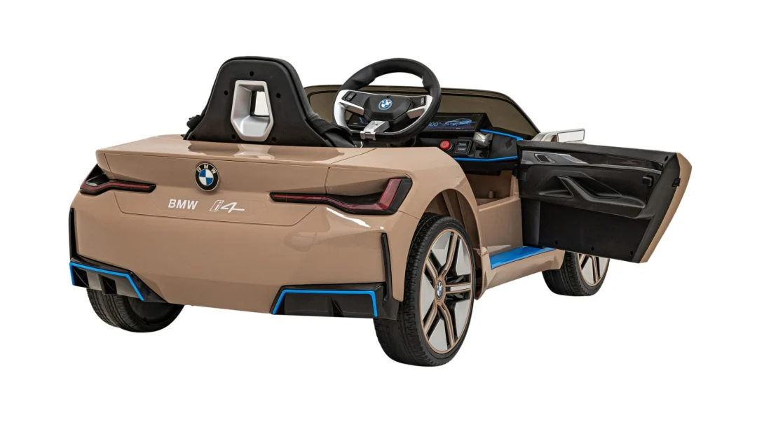 BMW i4 automobil na akumulator, zlatni_8