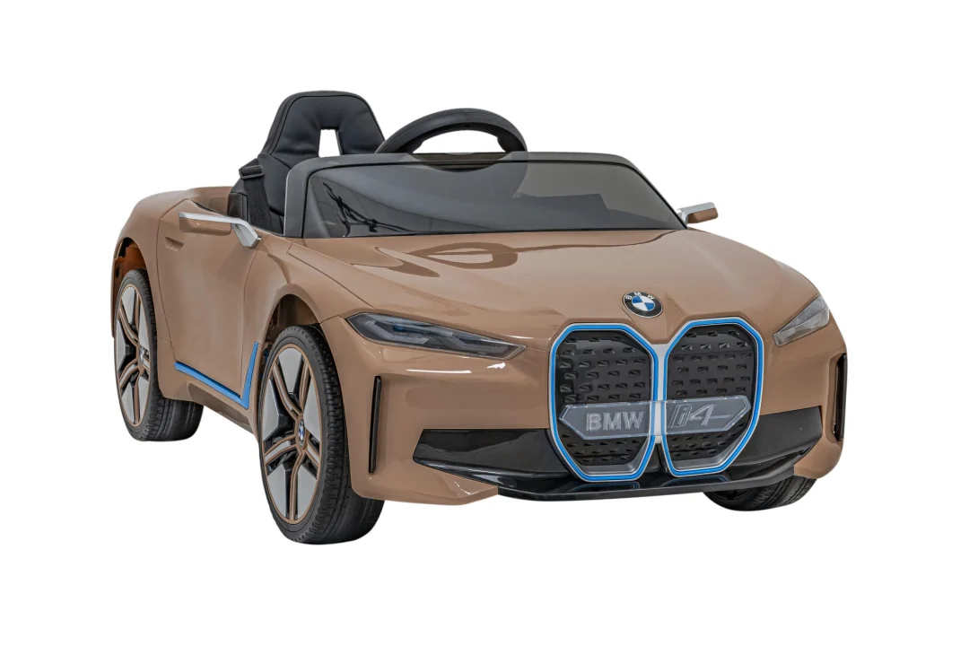BMW i4 automobil na akumulator, zlatni_9