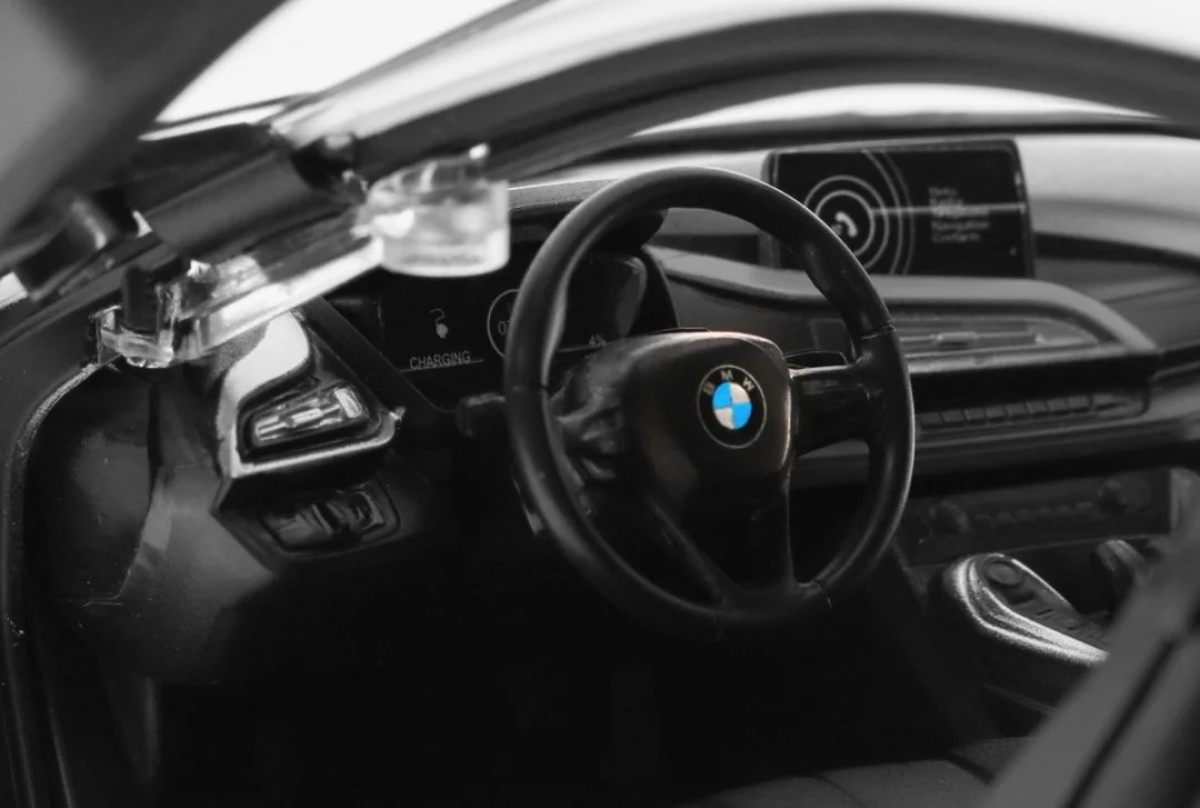 BMW i8 bijeli RASTAR model 1:14 Automobil na daljinsko upravljanje + 2,4 GHz daljinski, bijela_4
