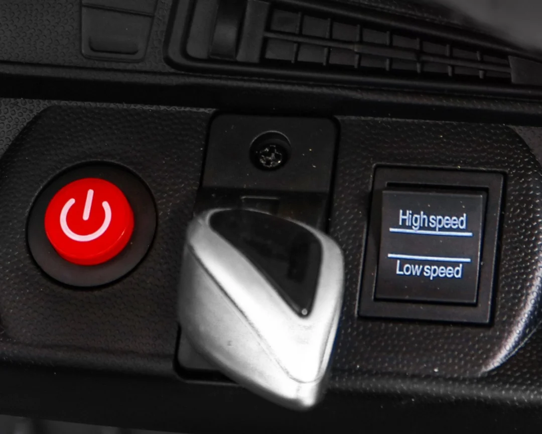 BMW i8 lift auto na akumulator, crni_16
