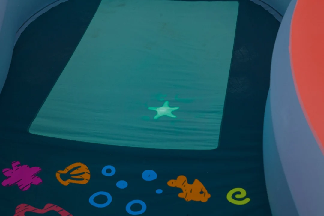 Bazen Doodle Glow 280x157x46cm BESTWAY_8