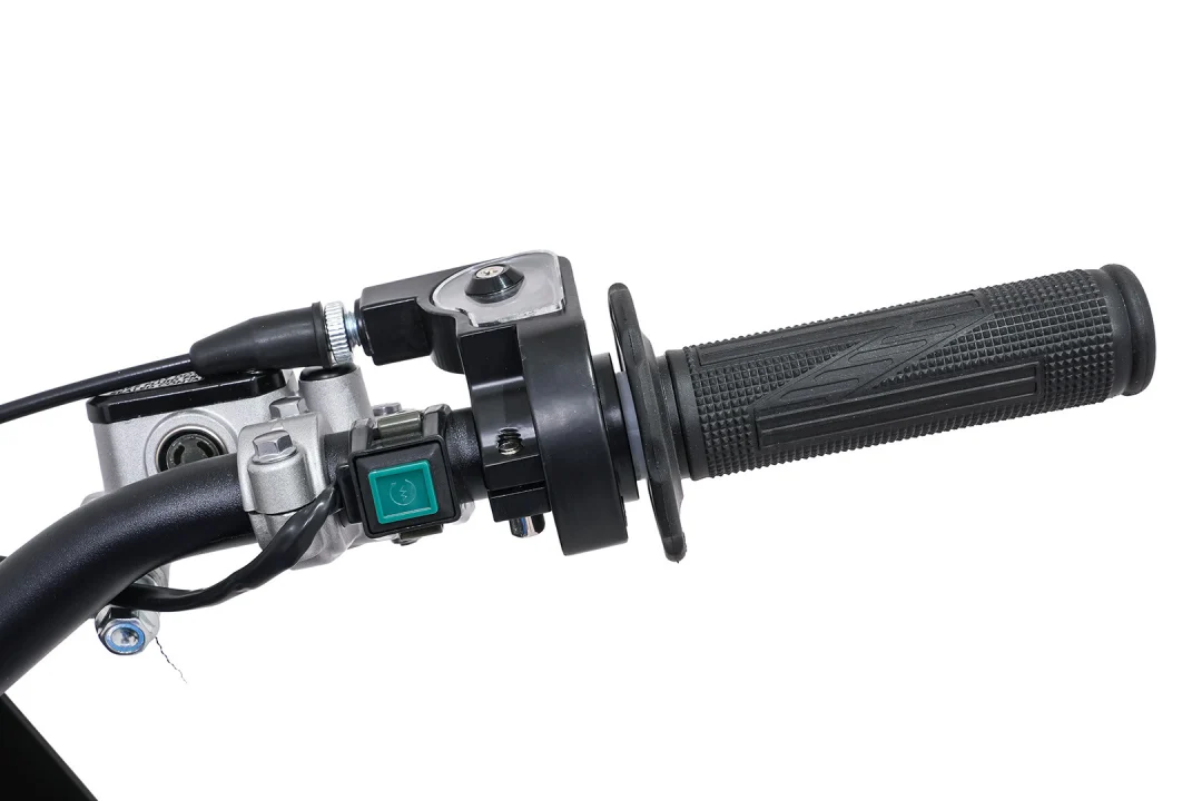 Benzinski motor TITAN 300cc plavi_30
