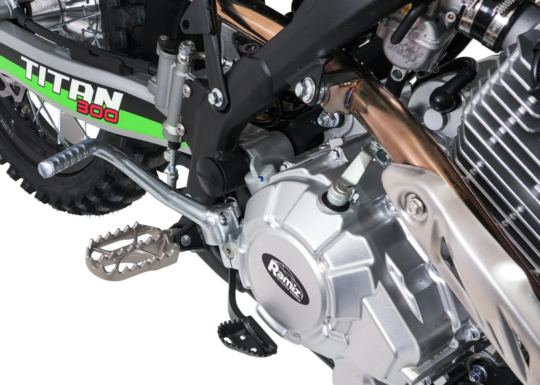 Benzinski motor TITAN 300cc zeleni_23