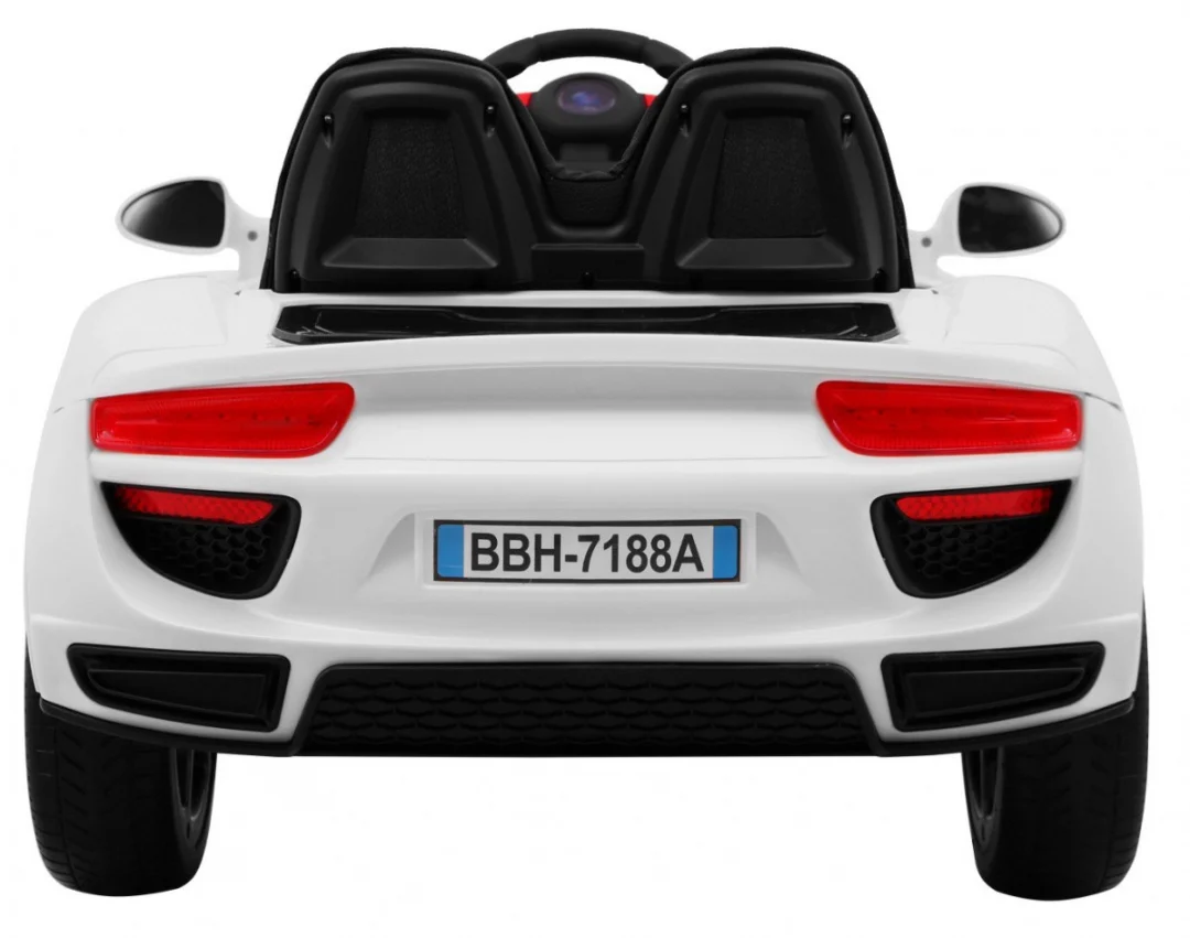 Bijelo vozilo Roadster_6